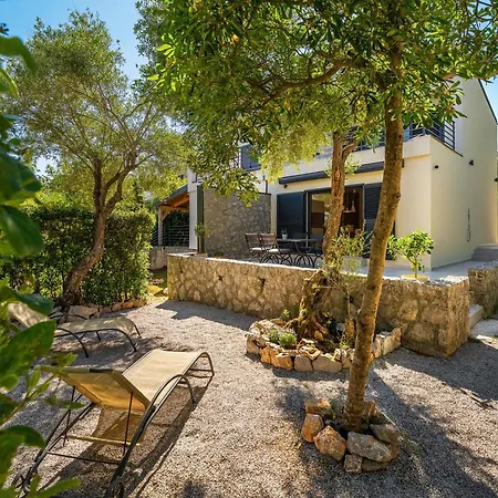 House Maxim Malinska