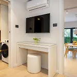 House Maxim *